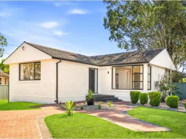 Cheap 3 BR 62 Bryson Street, TOONGABBIE House for rent Listed.
