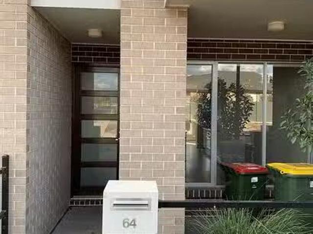 Charming 3 BR 64 Broadwater Place, Blakeview, SA 5114