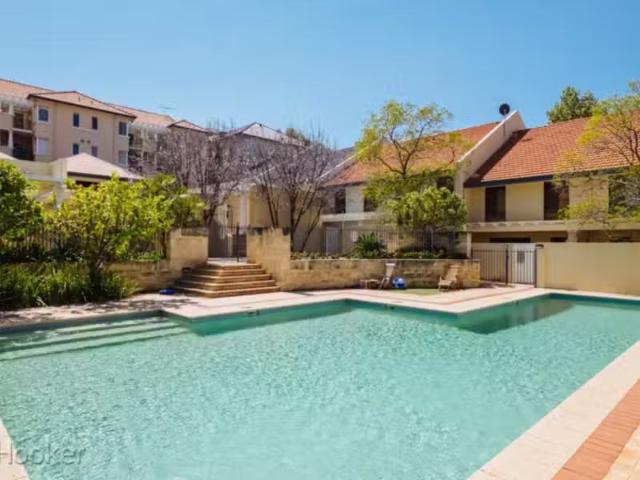 Rental! 3 BR 67 Henry Lawson Walk, East Perth Townhouse for re.