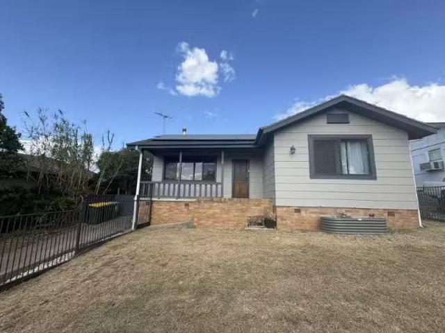 Deal! 3 BR 71 Tobruk Avenue, MUSWELLBROOK House for rent List.
