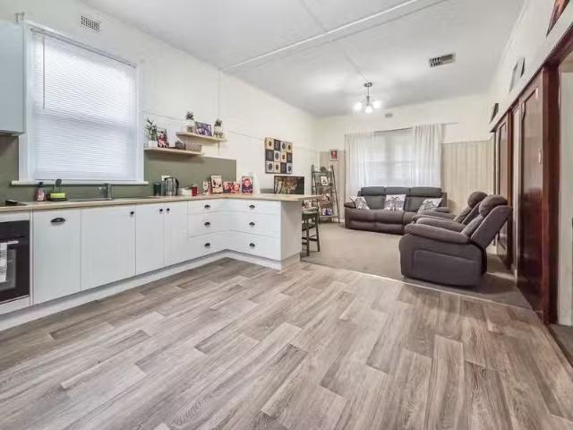Cozy 3 BR 79 Hockey Street, WHYALLA, SA 5600 House for Rent