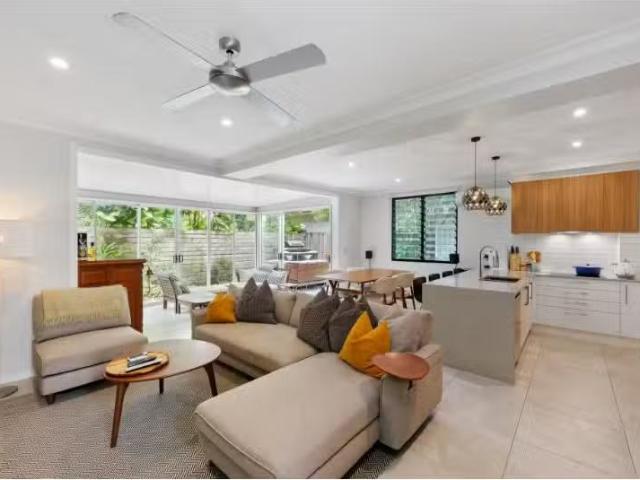 Cozy 3 BR 8/16 Park Street, HAWTHORNE House for rent Listed b.