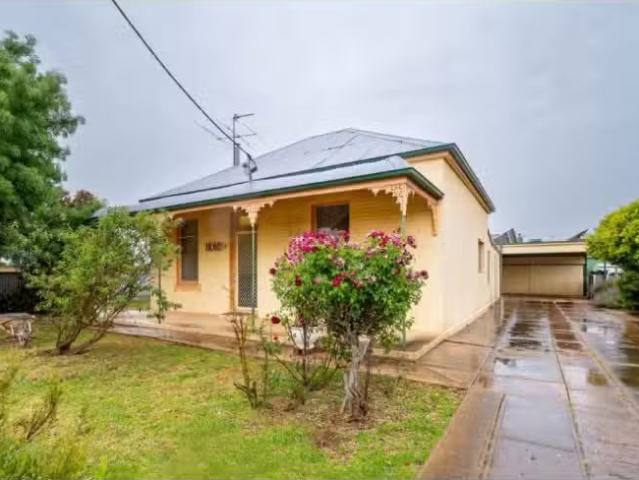 Rental! 3 BR 87 Crowley St, Temora House for rent Listed by N.