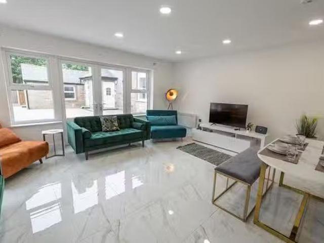 Unique 3 BR Eden Grove Farmhouse