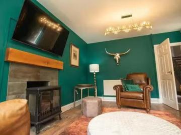 Nice 3 BR Whisby Road