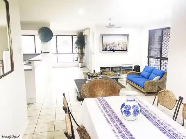 Cozy 3 Elva Court, Glenella, QLD 4740