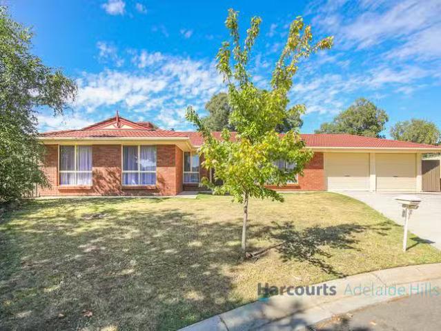 Just in! 3 Tolmer Close, Mount Barker, SA 5251
