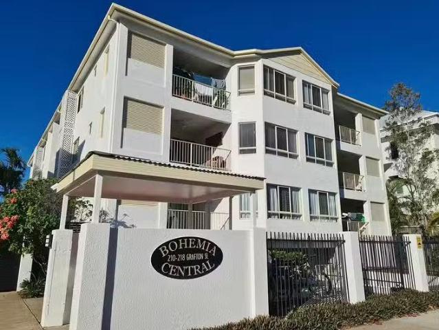 Rental! 3A/210 Grafton Street, Cairns North, QLD 4870