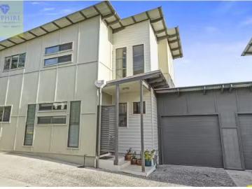 For Rent! 4/46 Fisher Street, East Brisbane House for rent Li.