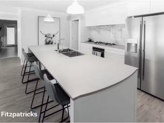 Cheap 44 Bradman Drive, Boorooma House for rent Listed by Ren.