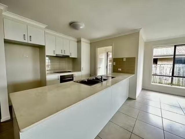 Unique 44 Clove Street, Griffin, QLD 4503