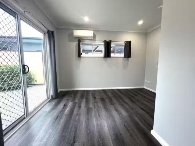 Cozy 44 Rotary Street, LIVERPOOL House for rent Listed by Ann.