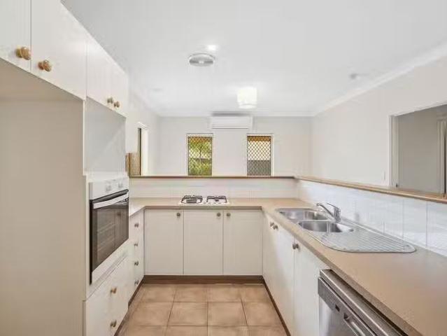 Cheap 4/54 Loton Avenue, Midland, WA 6056