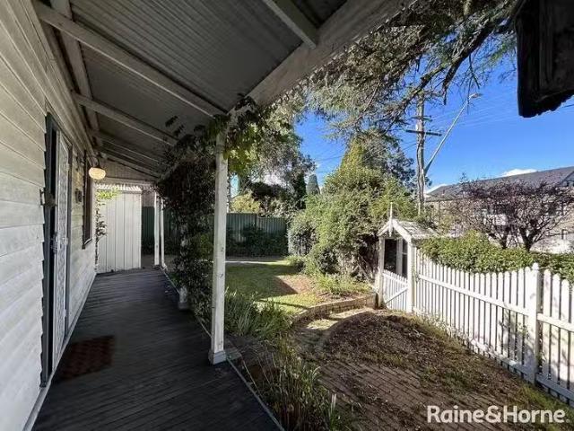 Cozy 461 Moss Vale Road, Bowral, NSW 2576
