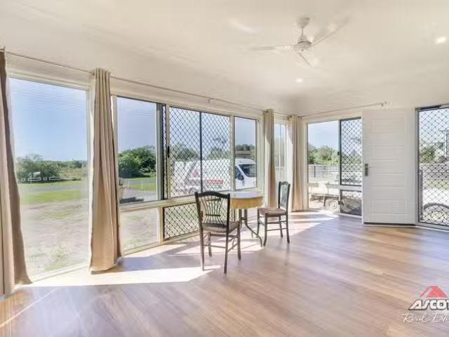 Nice 46 Moffatt Street, Burnett Heads, QLD 4670