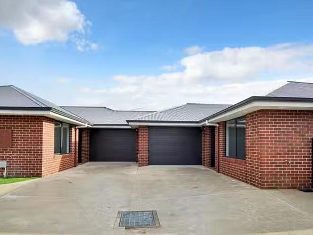 Just in! 4/71 Cypress Street, Newstead, TAS 7250