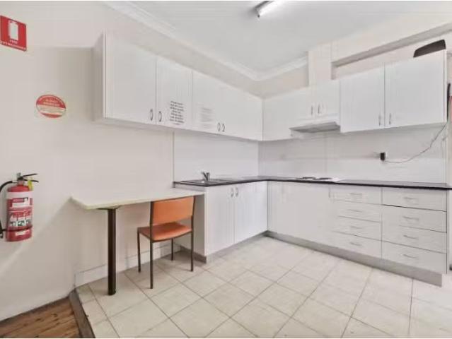 Just in! 4/71 Pyrmont Bridge Road, CAMPERDOWN Apartment for re.