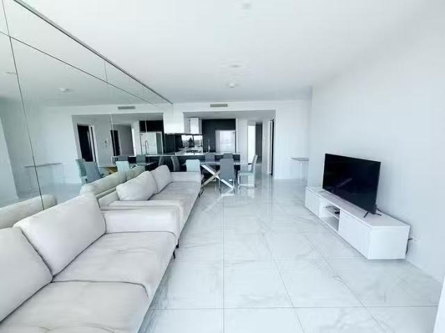 Nice 4806/5 Harbour Side Court, Biggera Waters, QLD 4216