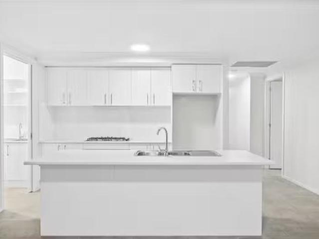 New 48 Bowral Crescent, Tullimbar House for rent Listed by Ni.
