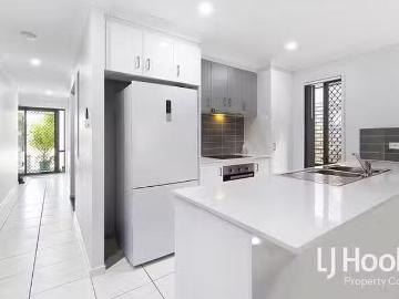 Unique 48 Greenstone Street, Yarrabilba, QLD 4207