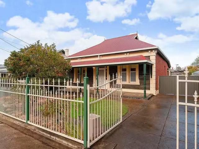 Deal! 48 Henry Street, WEST CROYDON, SA 5008 House for Rent