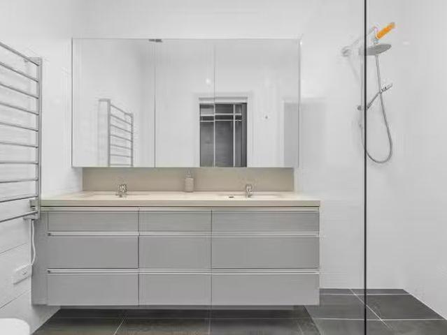 Rental! 49 Myrtle Street, Chippendale, NSW 2008