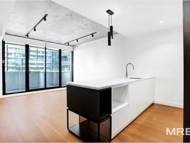Unique 405/154 Cremorne Street, CREMORNE Apartment for rent L.