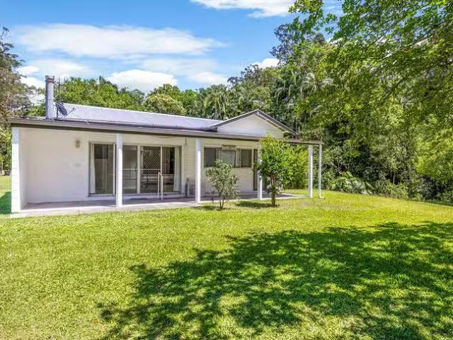 For Rent! 405 Old Landsborough Road, Landsborough, QLD 4550