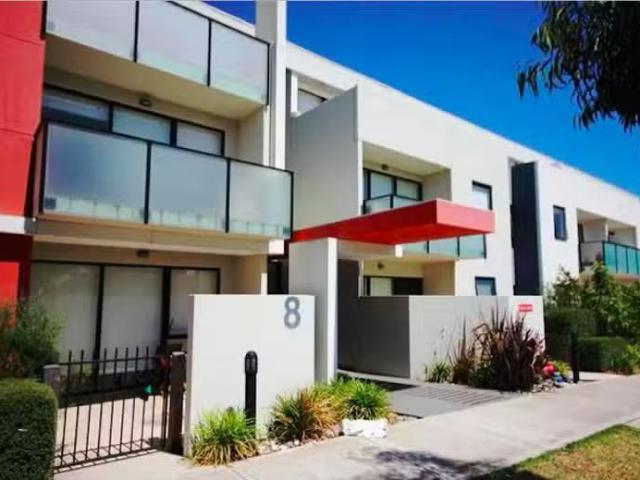Cozy 40/8 Crefden Street, Maidstone VIC 3012