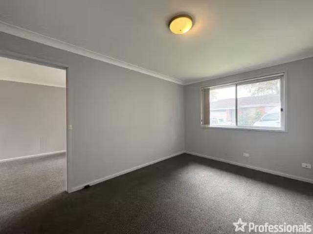 For Rent! 4/113 Mcmahons Road, NORTH NOWRA House for rent Lis.