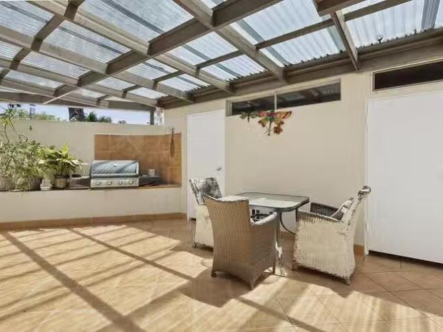 Unique 4/144 Fisher Road North, Cromer, NSW 2099