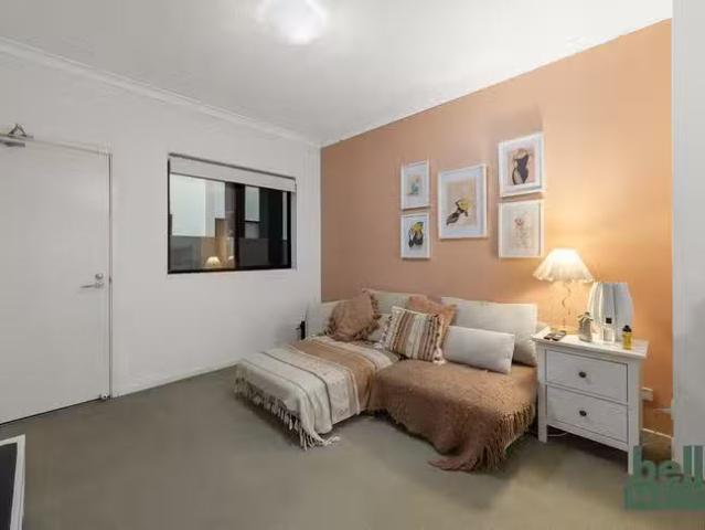 Unique 4/16 Melton Road, Nundah, QLD 4012