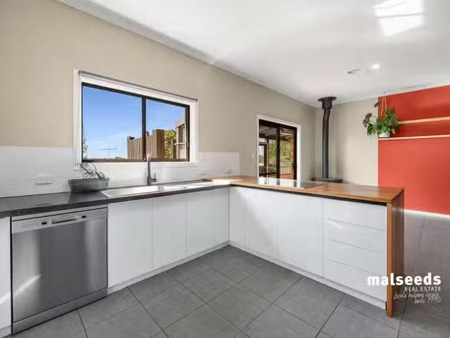 Cheap 41 Brolga Street, Mount Gambier, SA 5290