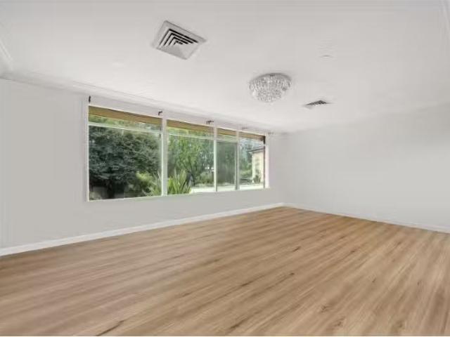 For Rent! 41 Gray Spence Crescent, West Pennant Hills House fo.