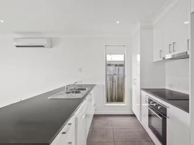 Just in! 41 Tiffany Way, Pimpama, QLD 4209
