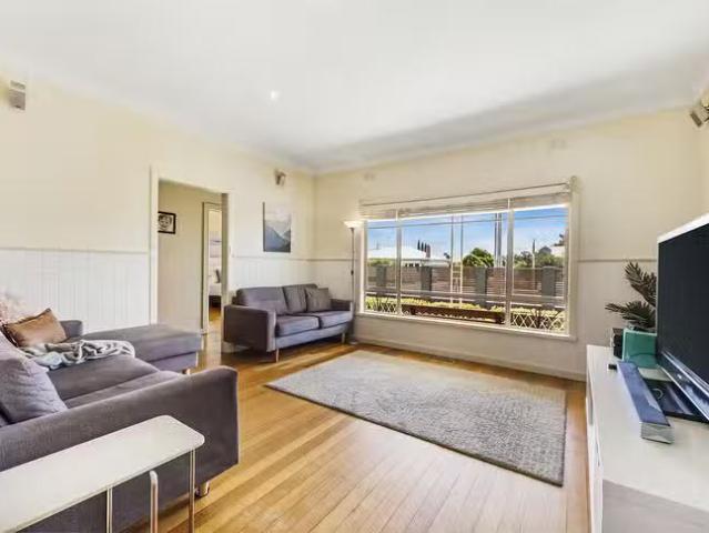 For Rent! 41 Wilson Street, Wodonga, VIC 3690