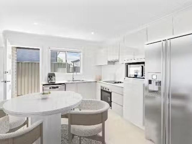 Cheap 428a Luxford Road, Lethbridge Park NSW 2770