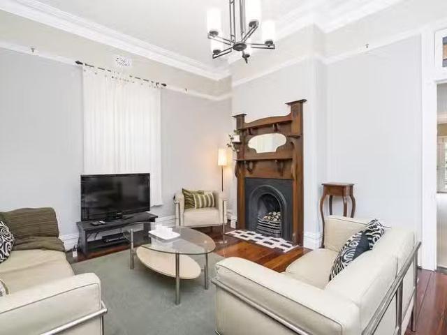 Cozy 42 Tate Street, West Leederville, WA 6007