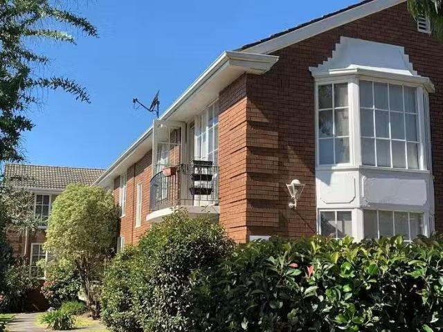 Nice 4/34 Ridgeway Avenue, Kew, VIC 3101