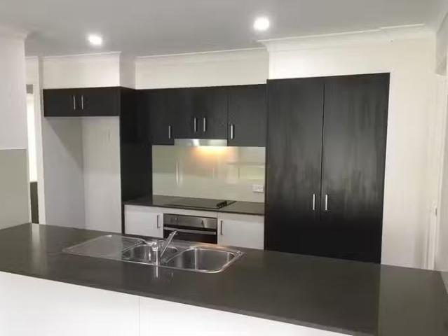New 43 Eucalyptus Crescent, Ripley, QLD 4306