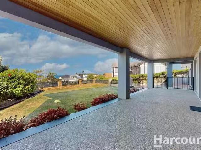 Cheap 43 Fleetwing Heights, Ocean Reef, WA 6027