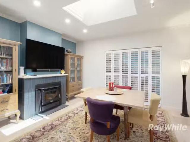 Just in! 43 Karnak Road, Ashburton VIC 3147