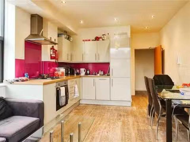 Unique 4 BA 4 bedroom apartment for rent in Crown House, 37 41.