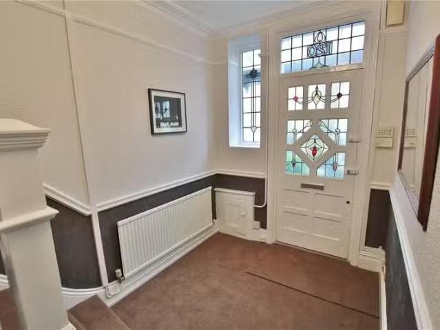 Rental! 4 bedroom terraced house for rent in Marlborough Road.