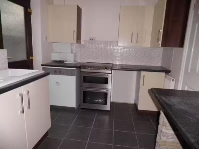 Charming 4 bedroom detached house for rent in Gurney Slade, Ra.