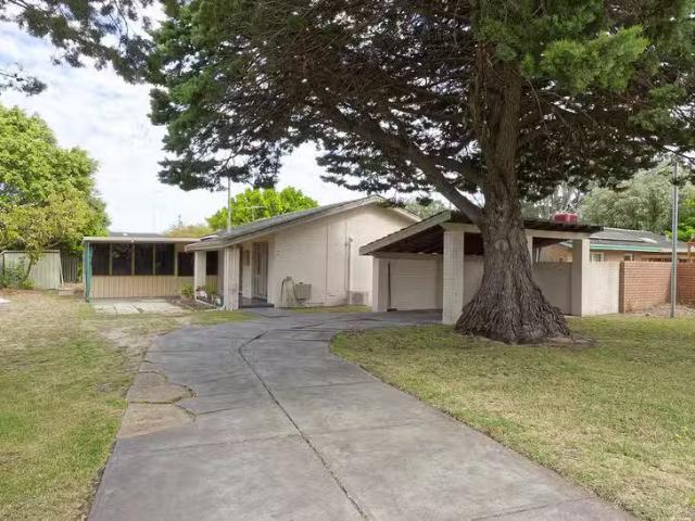 Just in! 4 BR 3 Antila Place, Rockingham, WA 6168
