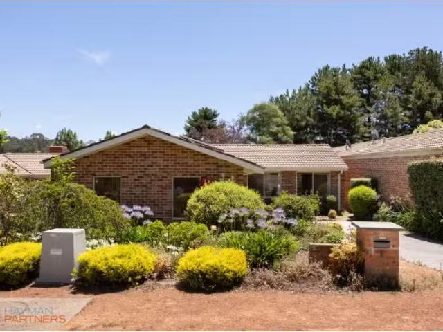 Cozy 4 BR 3 Buntine Crescent, Isaacs House for rent Listed by.