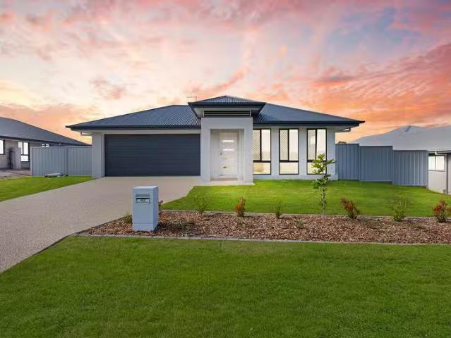 Cheap 4 BR 102 Samarai Drive, Kawungan, QLD 4655