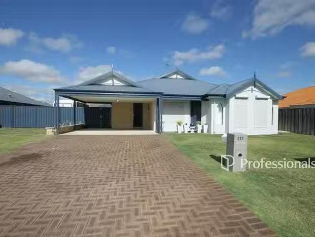 Just in! 4 BR 111 Barton Drive, Australind, WA 6233