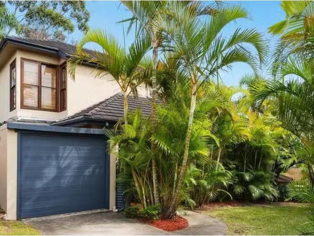 Unique 4 BR 122 Harbord Road, Freshwater House for rent Liste.